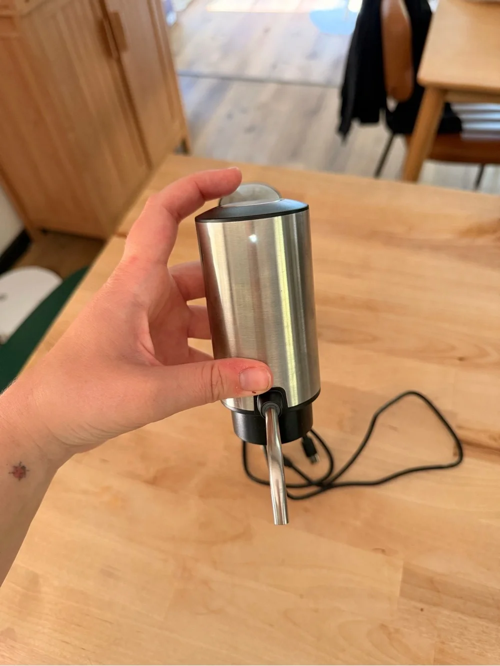 Rabbit Stainless Steel Electric Wine Opener and Pump - Silver- Like New